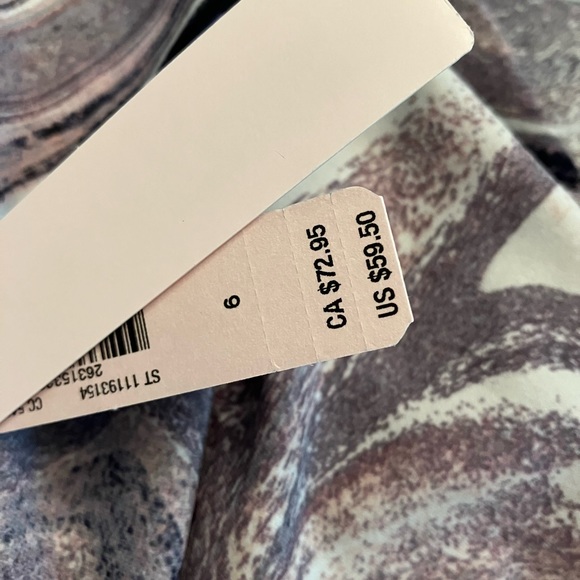 Victoria's Secret size 6 Sweat on Point High Rise Pocket Legging Onyx Marble - Picture 7 of 8